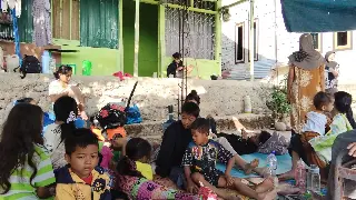 Gempa M7,7 Guncang Manggarai, Warga Reo Ngungsi, 2 Korban Diduga Meninggal