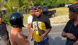 Nekat Pegang Bokong Pengendara di Jalan Bali, Pria Ini Langsung Dikepung Warga
