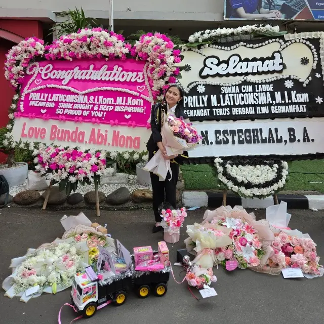 Prilly Latuconsina Lulus S2 Summa Cum Laude, Ternyata Ini Bukan Prestasi Akademik Pertamanya