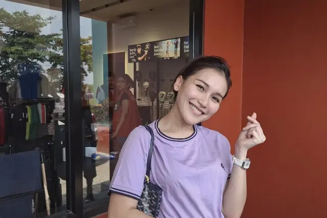 Ayu Ting Ting Minta Warganet Alihkan Perhatian ke Bencana NTT dan Kalimantan