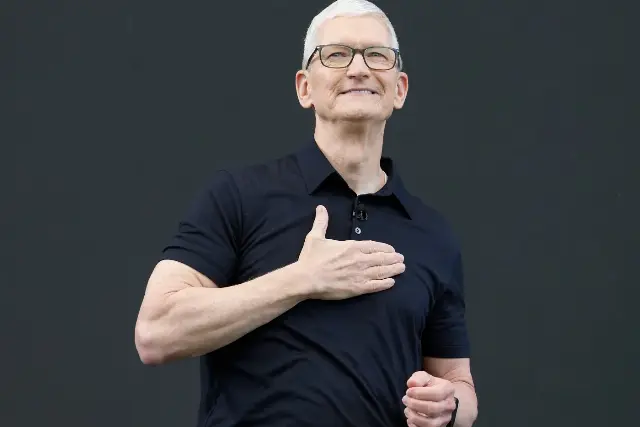 Setelah 15 Tahun, Tim Cook Resmi Turun dari Kursi CEO Apple, Ini Isi Suratnya untuk Karyawan